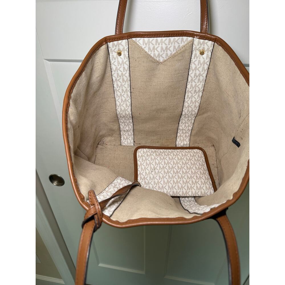 Michael Kors Signature MK Logo Large Tote Bag Pink White Stripe Brown + Pouch - Picture 6 of 9